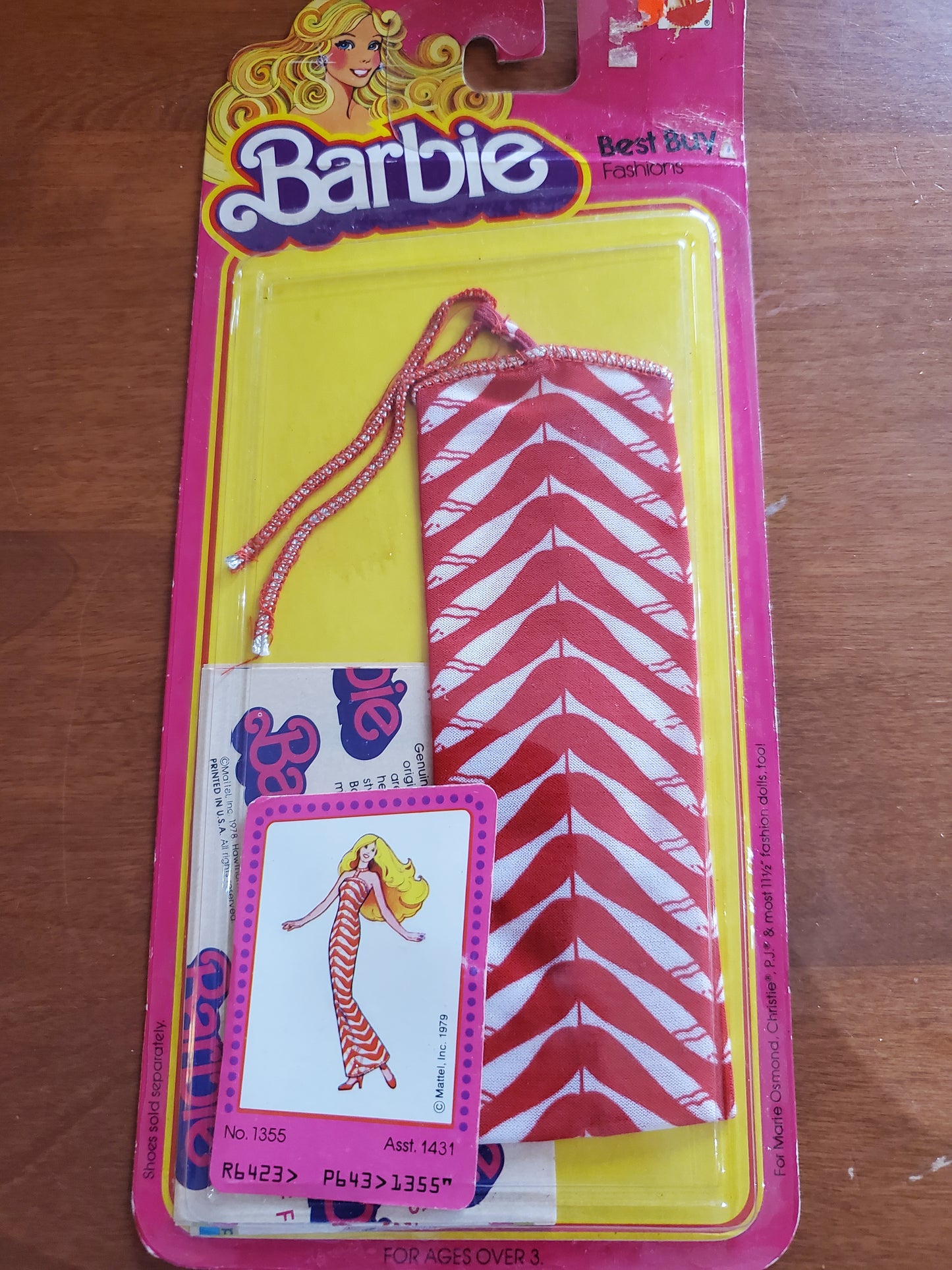 Best Buy Fashions - Barbie Fashion - #1355 - Mint on card - 1978