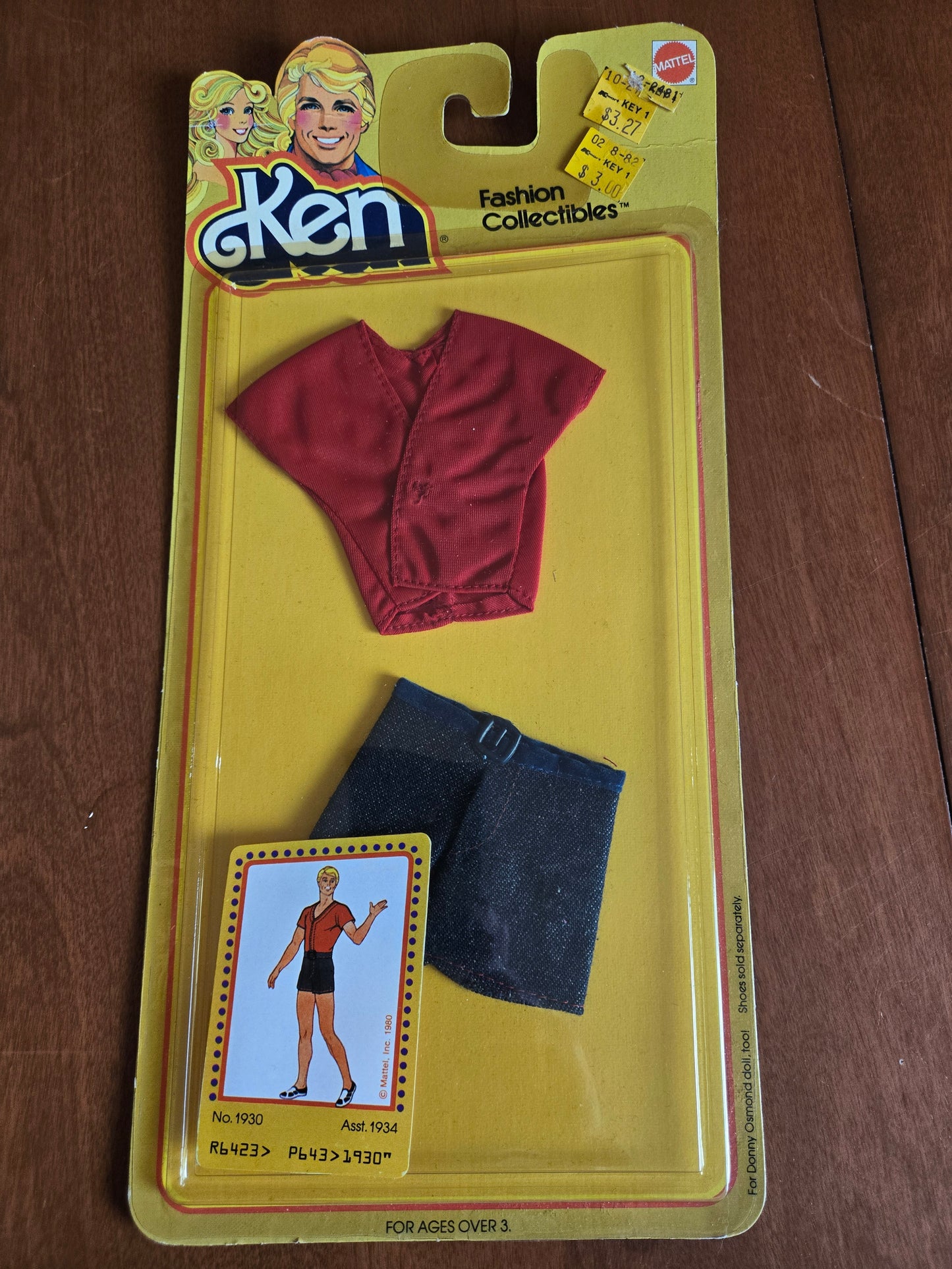 Fashion Collectibles - Barbie Ken Fashion - Shorts - #1930 Mint on card - 1980