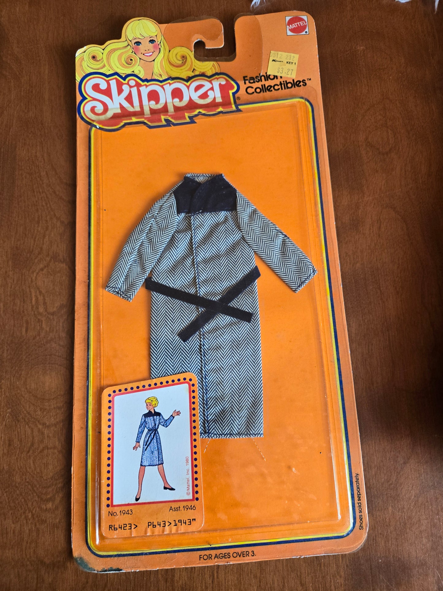 Fashion Collectibles - Barbie Skipper Fashion - #1943 Mint on card - 1980