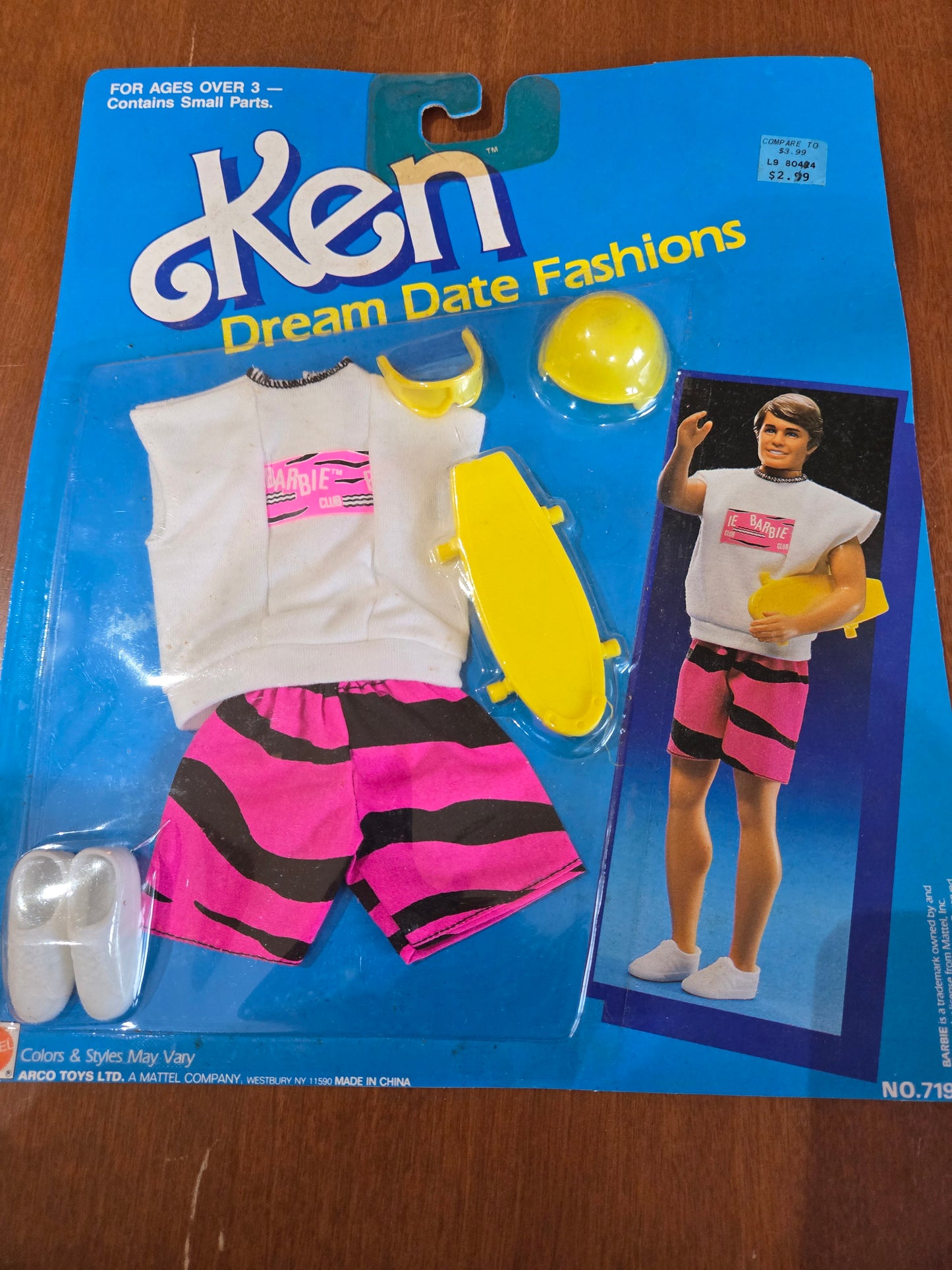 Dream Date - Barbie Ken Fashion - #719-3 - Mint on card - 1989