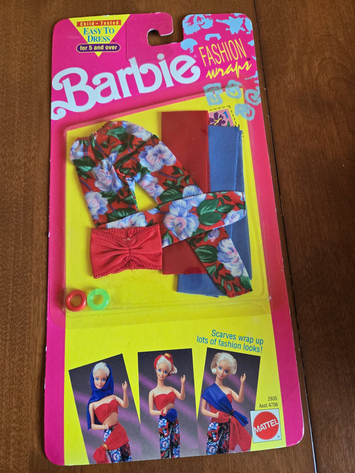 Fashion Wraps Fashion Barbie - Mint on card #2935 - 1991