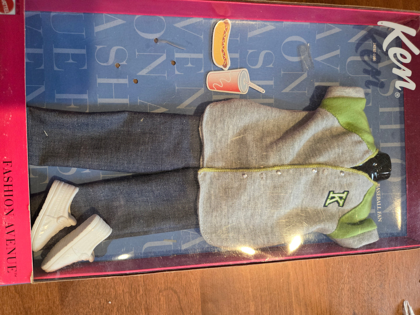 Fashion Avenue - Ken - Baseball Fan - Mint in Box - 1999