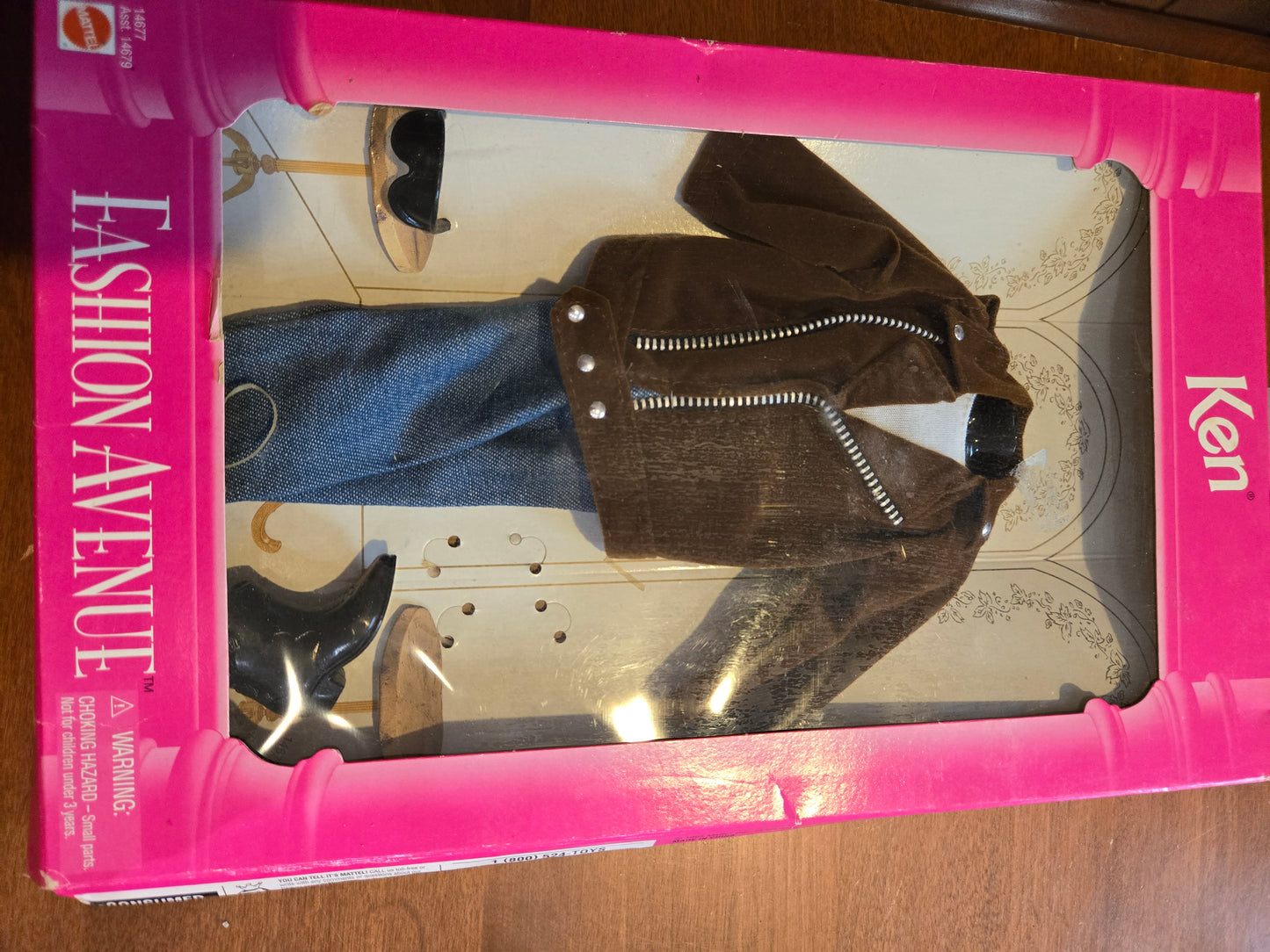 Fashion Avenue - Ken - Barbie - Jeans & Brown Jacket - Mint in Box - 1995