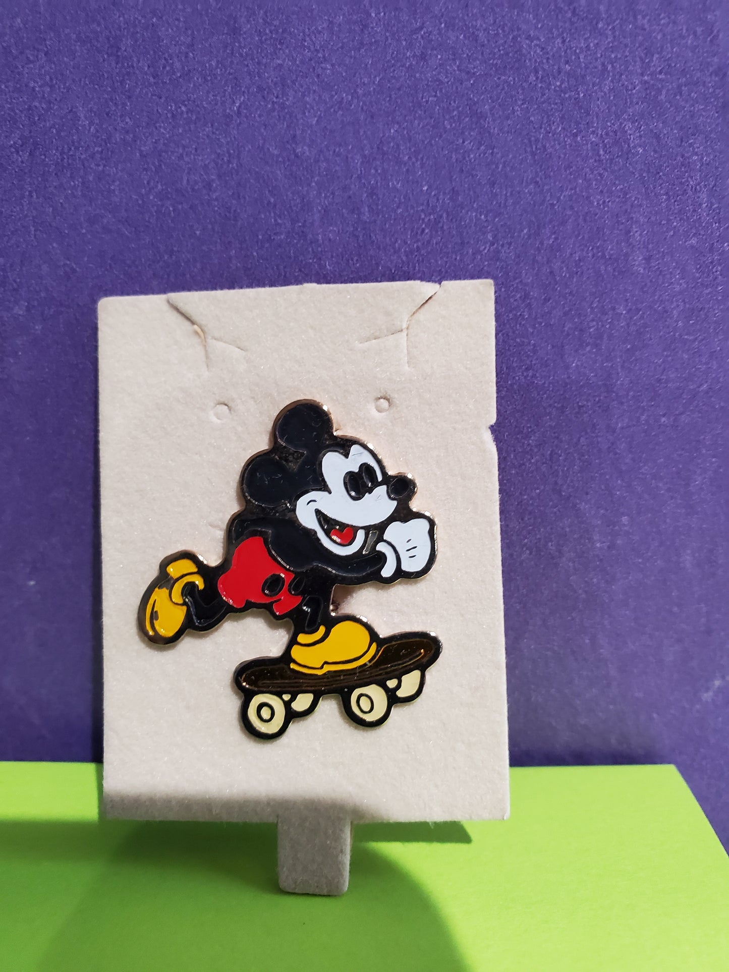 Mickey Mouse Jewelry - Enamel Pin - Mickey on Skateboard - Mint old store stock - 1980's