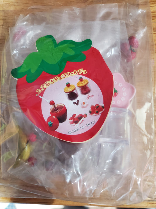 Re-Ment Strawberry Merry Strawberry Home -  Kitchen - Candy Jars - Mint in Package