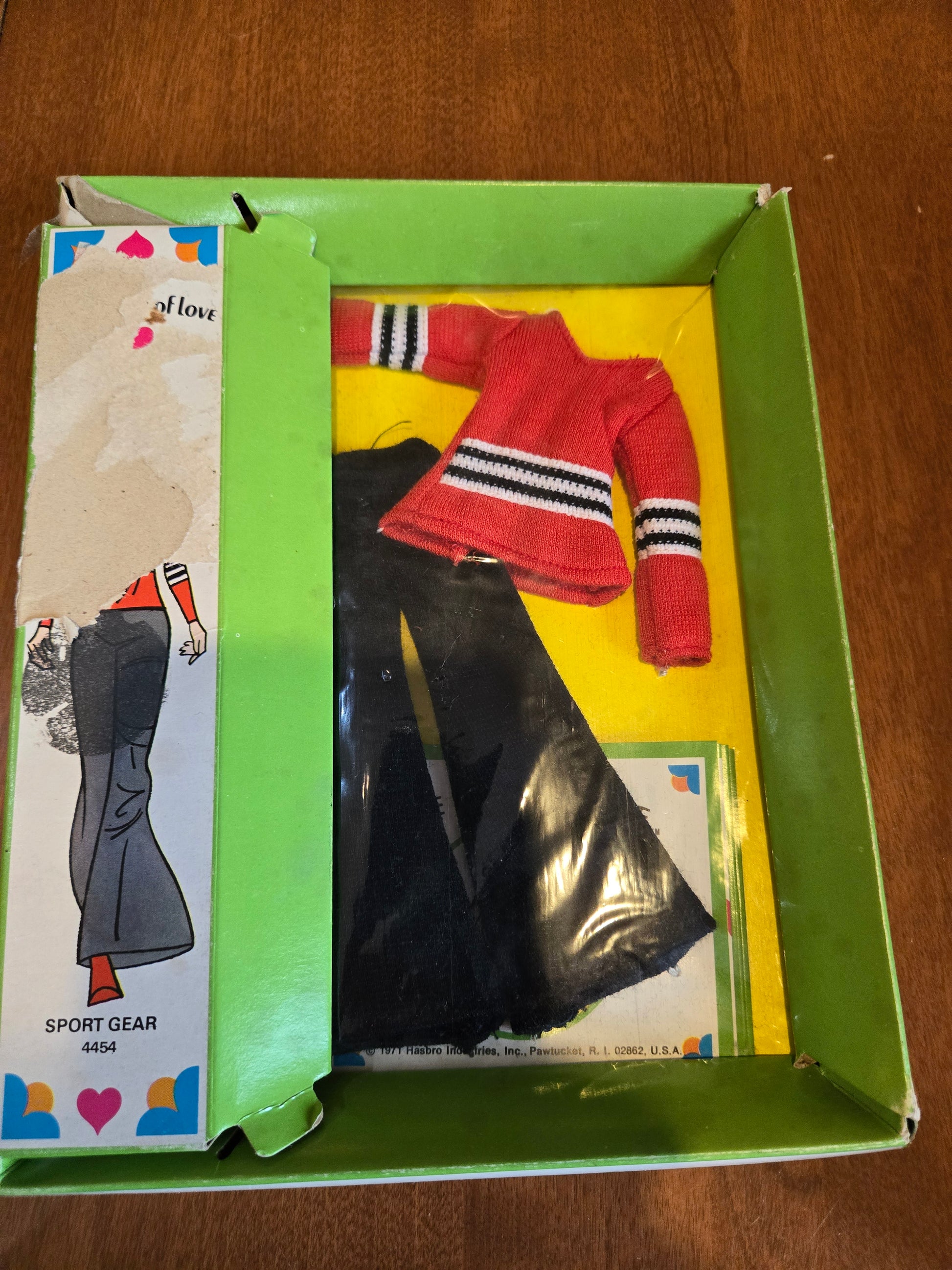 mib gear shop World of Love Outfit - 1970 Mint in Box - MIB - Sport Gear