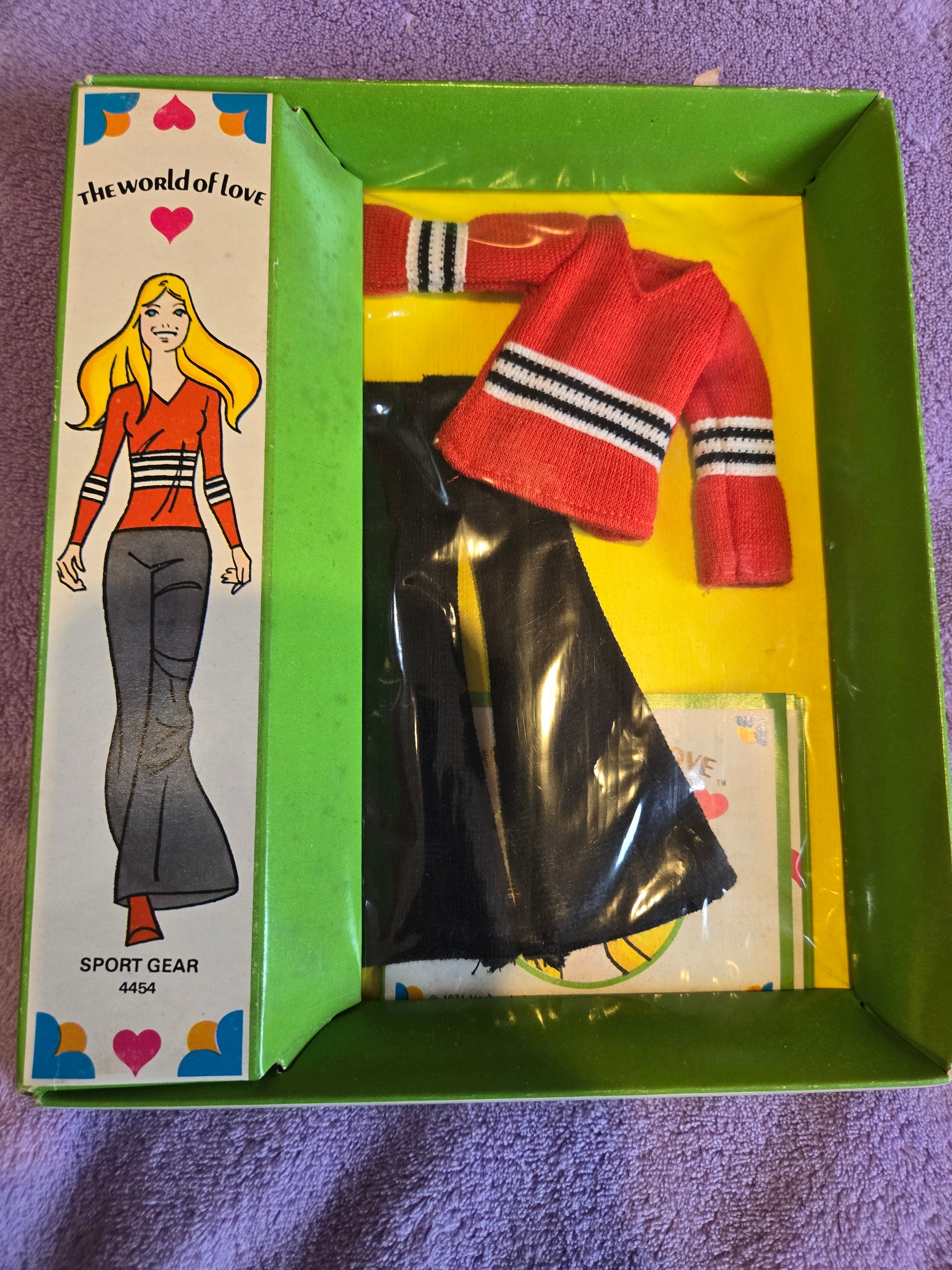 mib gear shop World of Love Outfit - 1970 Mint in Box - MIB