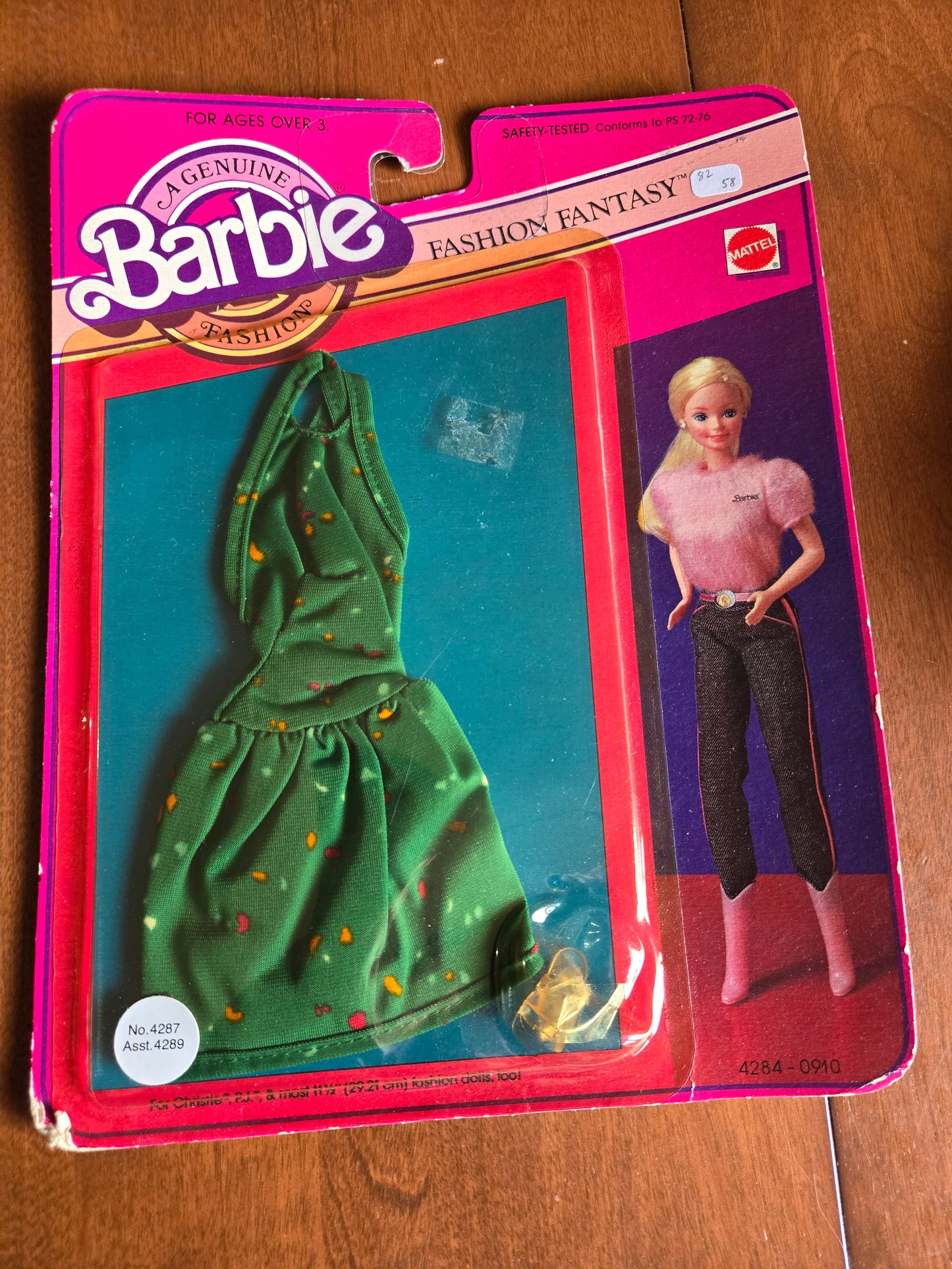 Fashion Fantasy Fashions - Barbie Fashion - #4287 - Mint on card - 1982