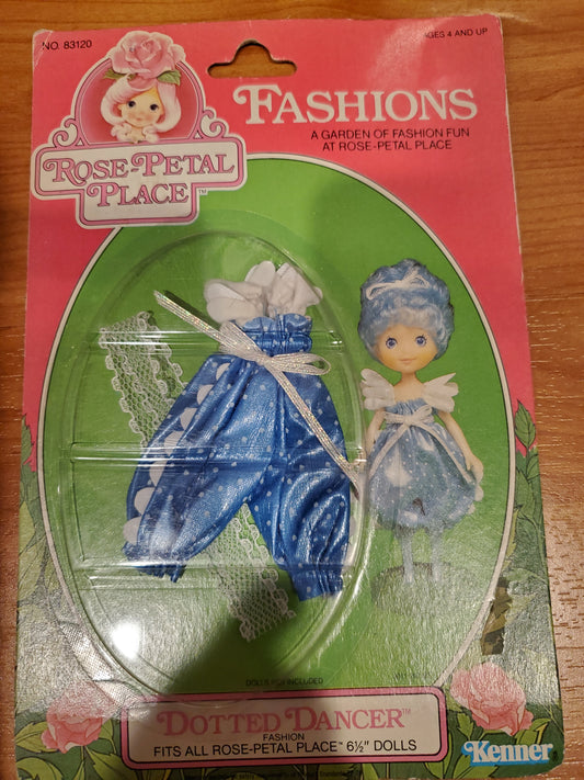 Rose Petal Place - Fashion - Dotted Dancer - Mint in Box