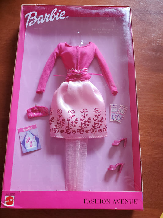 Fashion Avenue- Barbie  Fashion - Ballet -  Mint in Box - 2001