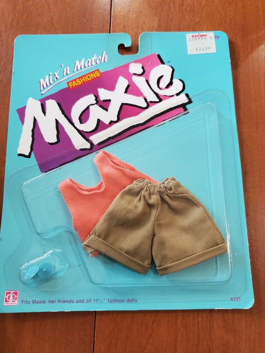 Maxie - Fashion - Mint on card - 1987 - Hasbro - Brown Shorts